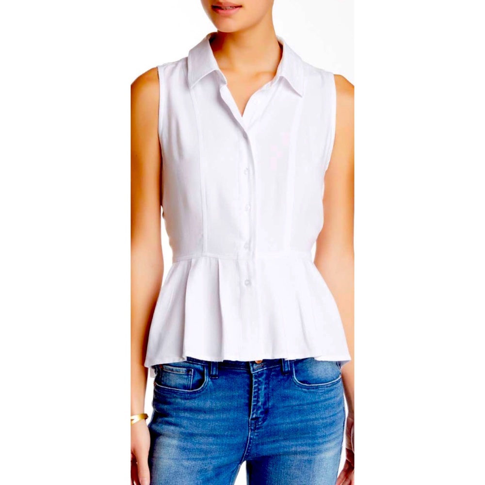 Kensie Sleeveless Peplum Top
